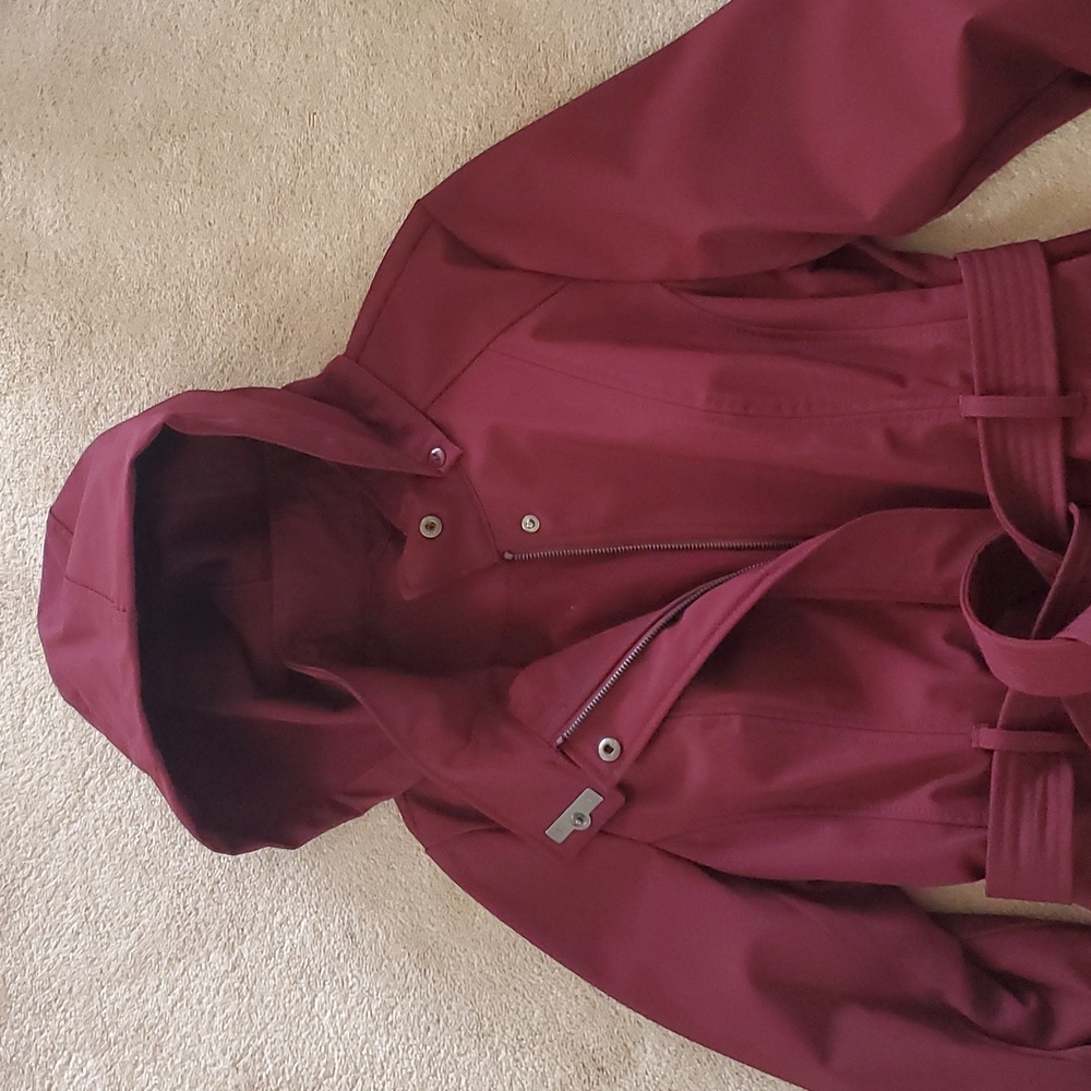Women's Hooded Belted Trench Coat - Burgundy - Picture 4 of 8